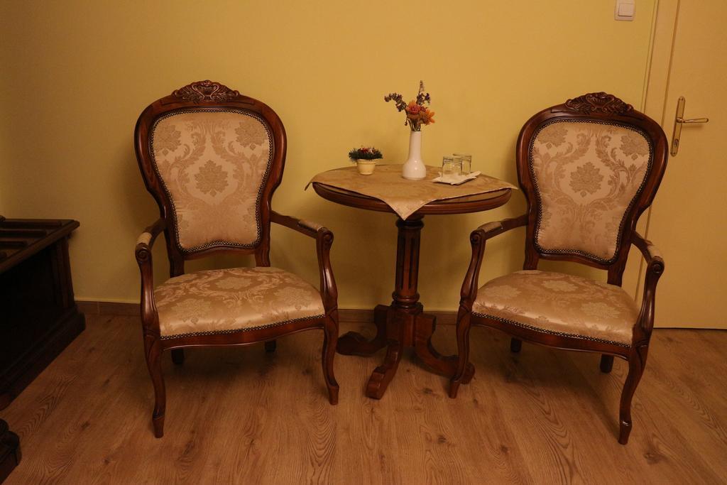 Hotel Astoria Сату Маре Стая снимка